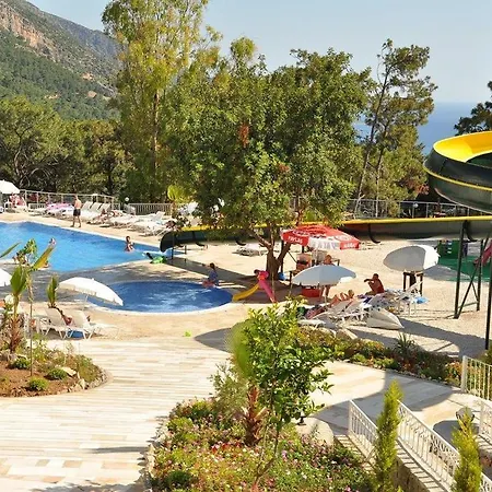 מלון Nicholas Park 4*