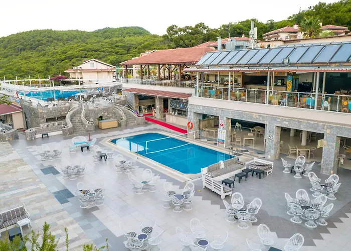 فندق Nicholas Park 4*