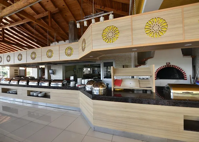 فندق Nicholas Park 4*