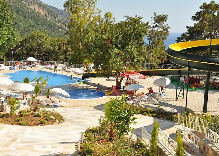 فندق Nicholas Park 4*