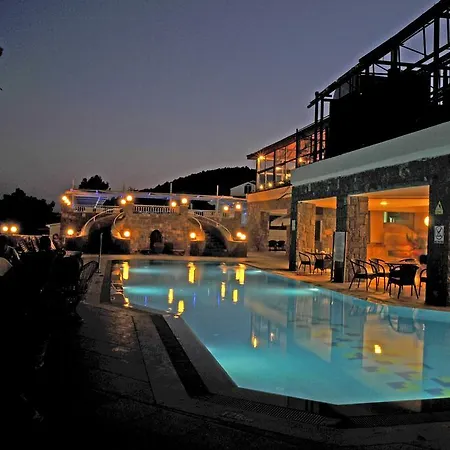 Nicholas Park Hotell Öludeniz