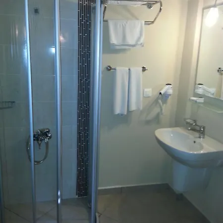 Hotel Nicholas Park